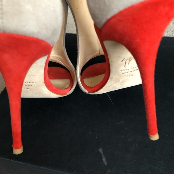 Sandals - Picture 4 of 6